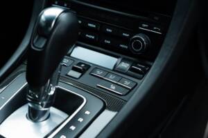 Bild 27/52 von Porsche 911 Turbo S (2017)