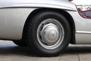 Image 16/37 of Mercedes-Benz 300 SL "Gullwing" (1954)