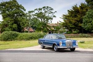 Afbeelding 3/62 van Mercedes-Benz 300 SE (1965)