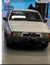 Obraz 10/10 pojazdu Alfa Romeo 75 1.6 (1991)