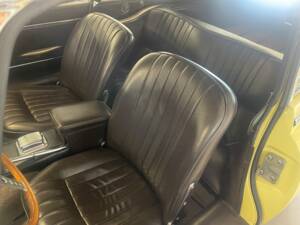 Afbeelding 17/19 van Jaguar E-Type (2+2) (1966)