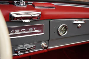Imagen 48/50 de Mercedes-Benz 190 SL (1957)