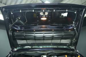 Immagine 37/50 di Porsche 911 Carrera 4 (1993)