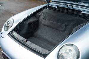 Image 21/60 of Porsche 911 Targa (1996)