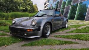 Image 70/104 of Porsche 911 Carrera 3.2 (1986)