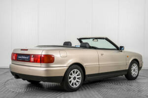 Image 2/50 de Audi Cabriolet 1.8 (2000)
