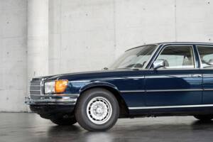Imagen 7/50 de Mercedes-Benz 450 SEL 6,9 (1979)