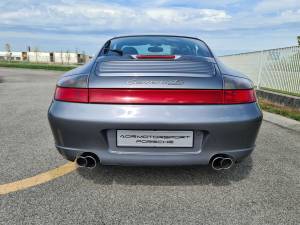 Bild 5/23 von Porsche 911 Carrera 4S (2003)