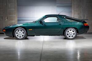 Immagine 9/22 di Porsche 928 S4 Clubsport (1988)