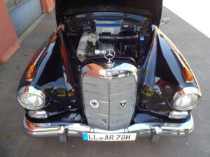 Image 16/20 of Mercedes-Benz 300 d (1960)