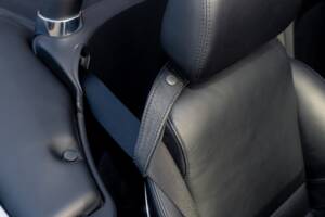 Image 74/84 of BMW Z8 (2001)