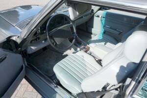 Image 17/36 de Mercedes-Benz 560 SL (1986)