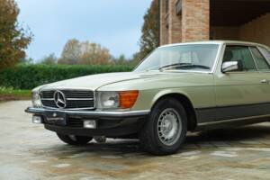 Image 15/50 of Mercedes-Benz 500 SLC (1984)