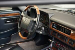 Image 46/50 of Jaguar XJS 5.3 V12 (1993)