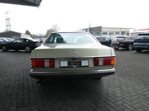 Image 5/23 of Mercedes-Benz 380 SEC (1982)