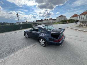 Imagen 2/21 de Porsche 911 Turbo 3.3 (1991)
