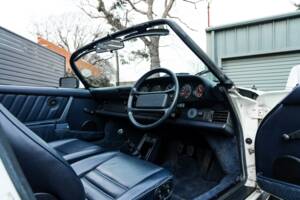 Bild 34/48 von Porsche 911 Speedster 3.2 (1989)