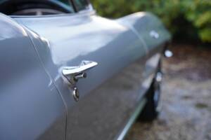 Image 12/50 of Chevrolet Corvette Sting Ray Convertible (1964)