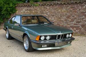 Bild 39/50 von BMW M 635 CSi (1986)