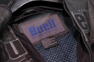 Bild 9/50 von Buell DUMMY (2004)