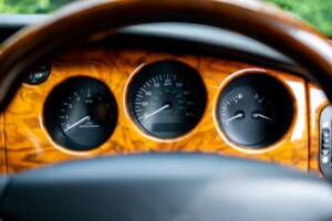 Bild 37/37 von Jaguar XKR (2003)