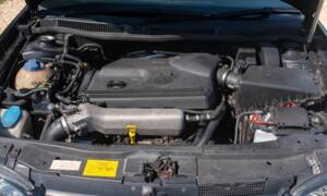 Bild 16/43 von Volkswagen Golf IV 1.8T GTI (2002)