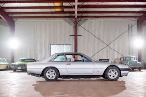 Image 5/23 de Ferrari 400 GT (1979)