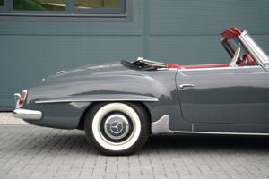 Image 23/50 de Mercedes-Benz 190 SL (1961)