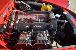 Afbeelding 23/24 van Alfa Romeo 2000 Spider (1960)