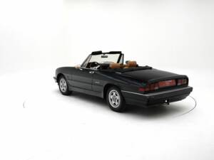 Bild 4/15 von Alfa Romeo 2.0 Spider (1988)