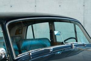 Image 29/50 of Bentley S 3 (1964)