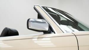 Imagen 13/15 de Mercedes-Benz 560 SL (1986)