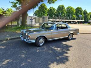 Bild 20/30 von Mercedes-Benz 280 SE 3,5 (1971)