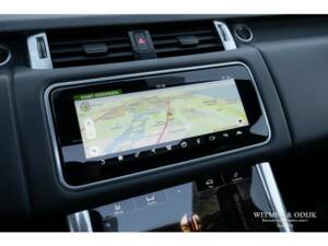 Image 16/27 of Land Rover Range Rover Sport P400e PHEV (2020)