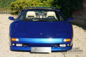 Image 6/50 of Lamborghini Diablo VT Roadster (1996)