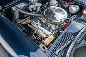 Image 15/18 of Chevrolet Corvette Sting Ray (1964)
