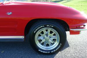 Image 36/43 de Chevrolet Corvette Sting Ray Convertible (1964)