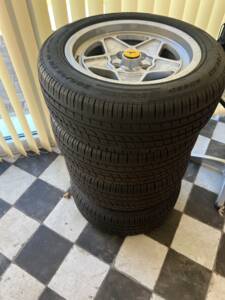 Image 35/114 de Ferrari 308 GTS Quattrovalvole (1985)