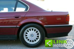Bild 9/10 von BMW 740iL (1994)