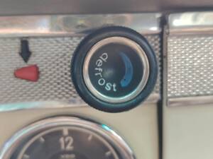 Image 45/58 of Mercedes-Benz 280 SL (1969)