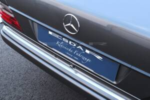 Bild 14/31 von Mercedes-Benz E 200 (1996)