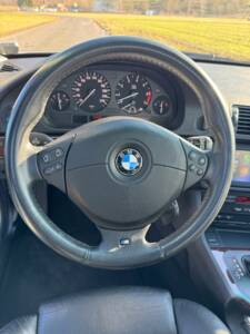 Bild 51/75 von BMW 540i (2001)