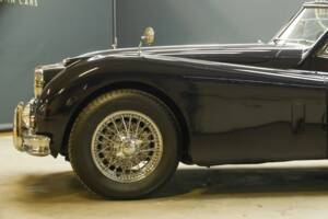 Image 16/50 of Jaguar XK 140 DHC (1955)