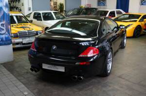 Bild 14/32 von BMW M6 (2006)