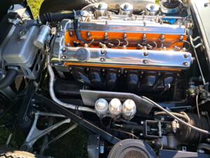 Image 6/74 of Jaguar E-Type 3.8 Flat Floor (1961)
