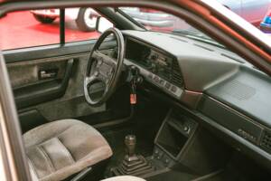 Afbeelding 16/37 van Volkswagen Passat 2.0 (1987)