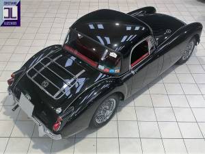Image 9/40 of MG MGA 1600 (1961)