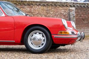 Immagine 37/50 di Porsche 912 (1968)