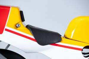 Bild 36/50 von Honda RS 250 RF (1992)