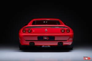 Imagen 4/4 de Ferrari F 355 Berlinetta (1996)